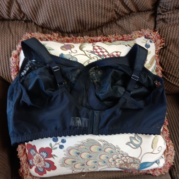 Glamorise MAGIC LIFT Bra 48H (WIRELESS) Half Lace PADDED-STRAPS Soft BLACK NEW - Picture 4 of 6